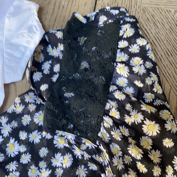 6 pc bundle size 4-5 - Picture 15 of 16